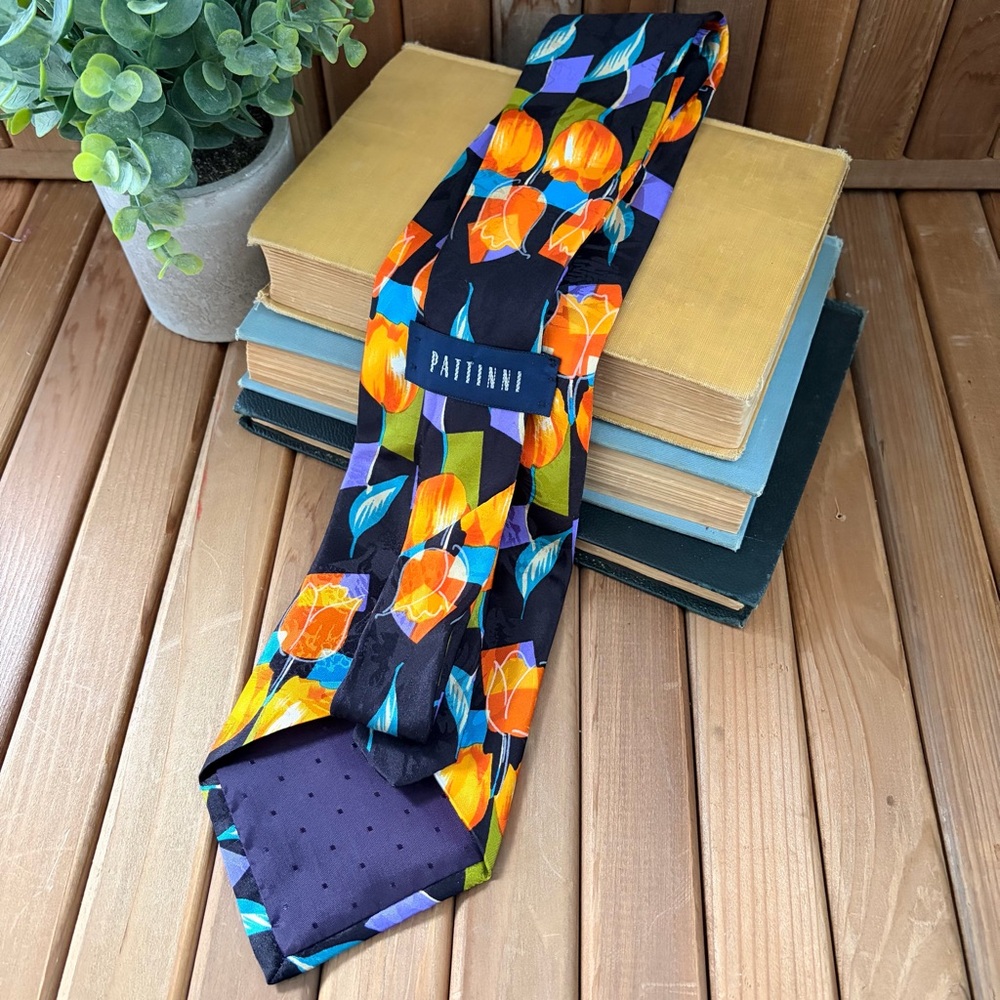 Pattinni 100% Silk Tie Bold Spring Floral Tulip Print Multicolor Italian Necktie - Picture 4 of 7